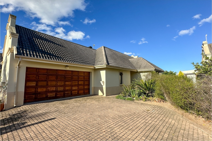 3 Bedroom Property for Sale in Blue Mountain Village Western Cape